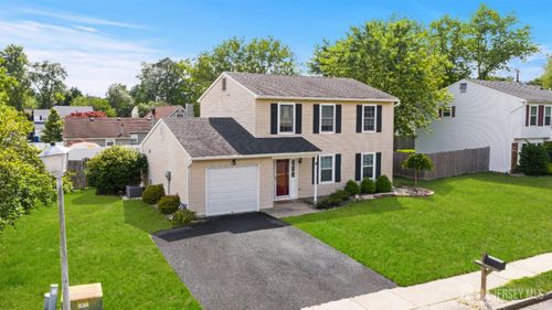 3 Mendon Dr, Howell, NJ, 07731-2342 | Card Image