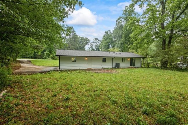 2091 Chestnut Log Dr, House other with 3 bedrooms, 2 bathrooms and null parking in Lithia Springs GA | Image 23