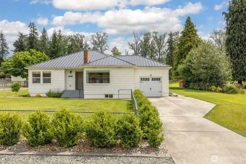 10531 Sterling Rd, Sedro Woolley, WA, 98284-8764 | Card Image