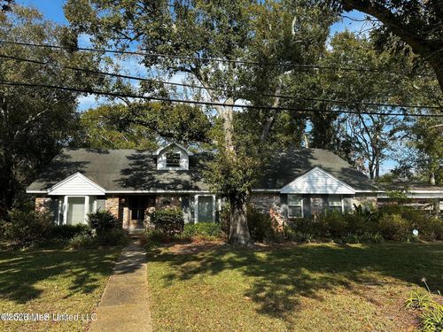 3911 Washington Ave, Pascagoula, MS, 39581-2145 | Card Image