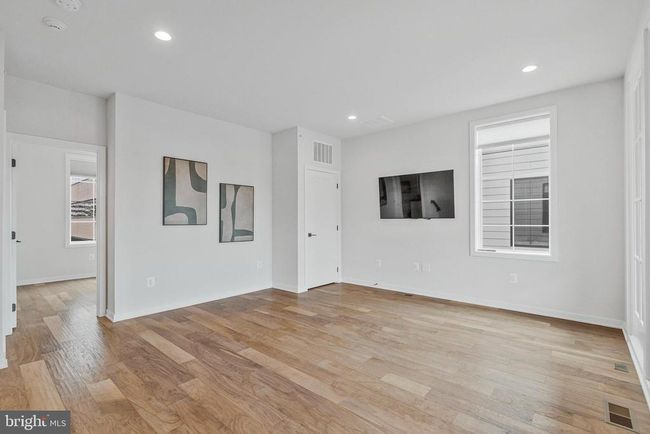 11724 Paysons Way, Townhouse with 4 bedrooms, 5 bathrooms and null parking in RESTON VA | Image 35