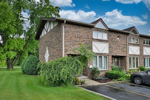1-214 N West Ave, Elmhurst, IL, 60126-2563 | Card Image