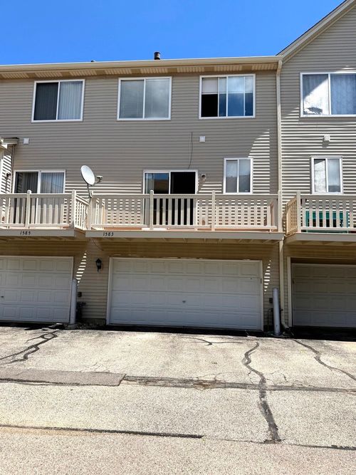 1583-1583 Spencer Ct, Gurnee, IL, 60031-9146 | Card Image