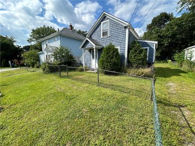 65 Suburban Parkway, House other with 2 bedrooms, 1 bathrooms and 3 parking in Warwick RI | Image 1