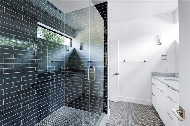 3313 Bonnie Rd, House other with 4 bedrooms, 4 bathrooms and 3 parking in Austin TX | Image 26