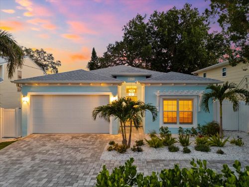 475 Crystal Beach Ave, CRYSTAL BEACH, FL, 34681 | Card Image