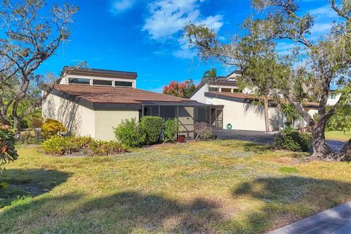 61-680 White Pine Tree Rd, VENICE, FL, 34285-4205 | Card Image