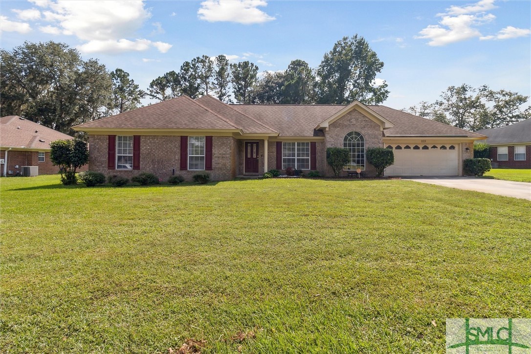 Montclair Dr, Hinesville, GA 31313