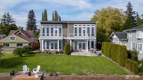 a-3045 Eldridge Ave, Bellingham, WA, 98225-1566 | Card Image