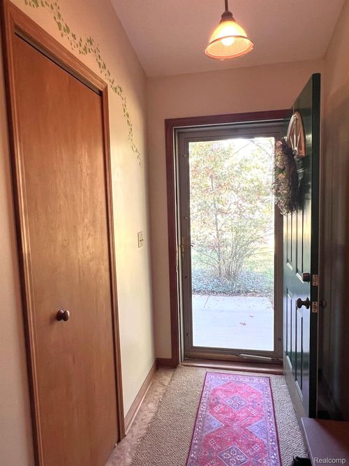 4751 Bath Rd, Perry, MI, 48872-9175 | Card Image