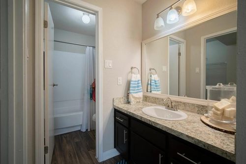 n1713-12800 Woodforest Blvd, Houston, TX, 77015-2700 | Card Image