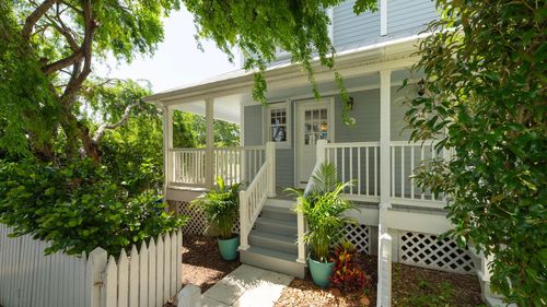 48 Kingfisher Ln, Key West, FL, 33040-4380 | Card Image
