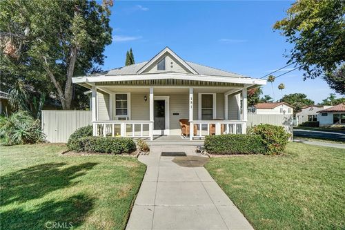 151 N Lincoln Ave, Fullerton, CA, 92831-4505 | Card Image