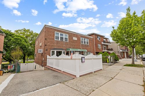 2027 Mayflower Ave, Bronx, NY, 10461-3922 | Card Image