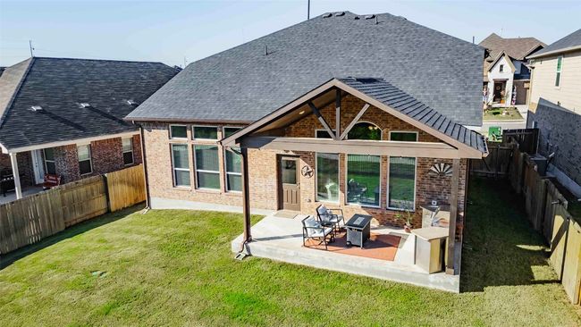 Large back yard, completely fenced | Image 30