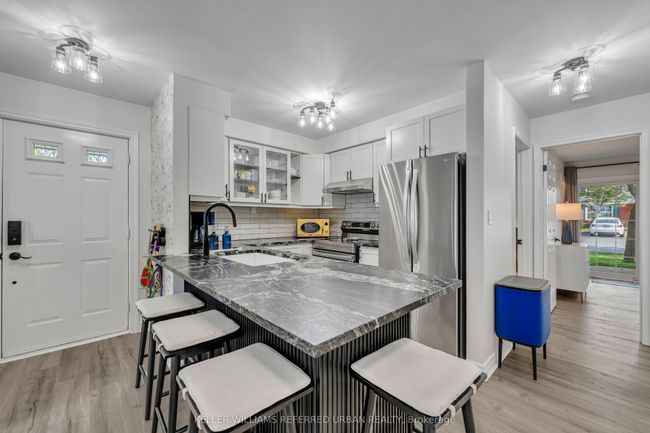 E101 - 182 D'arcy St, Condo with 2 bedrooms, 1 bathrooms and 1 parking in Cobourg ON | Image 11
