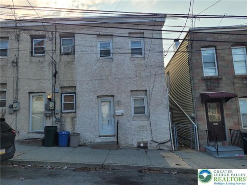 670 Atlantic St, BETHLEHEM, PA, 18015-3538 | Card Image