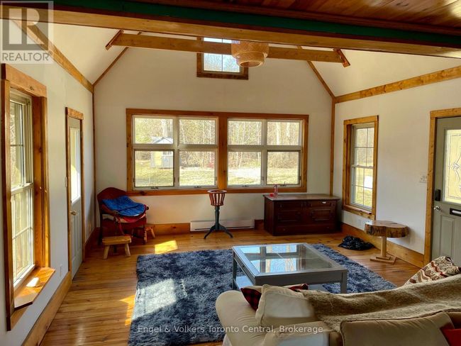 7237 Nottawasaga 6/7 Sideroad, House other with 4 bedrooms, 1 bathrooms and 7 parking in Clearview (Creemore) ON | Image 14