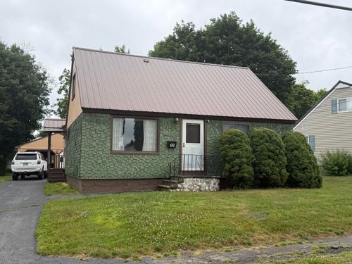 20 Park St, East Millinocket, ME, 04430-1230 | Card Image