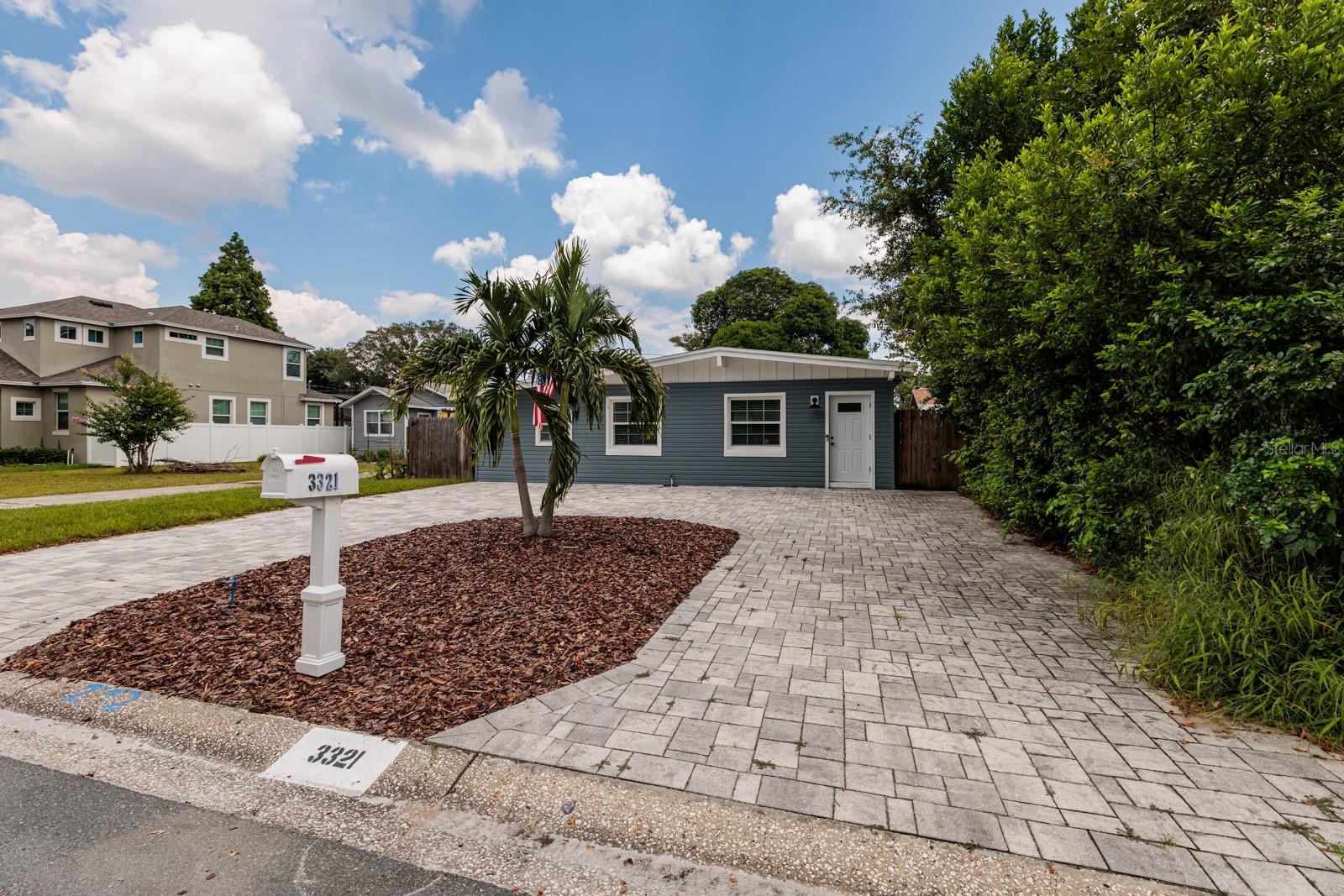 21st St, Saint Petersburg, FL 33713