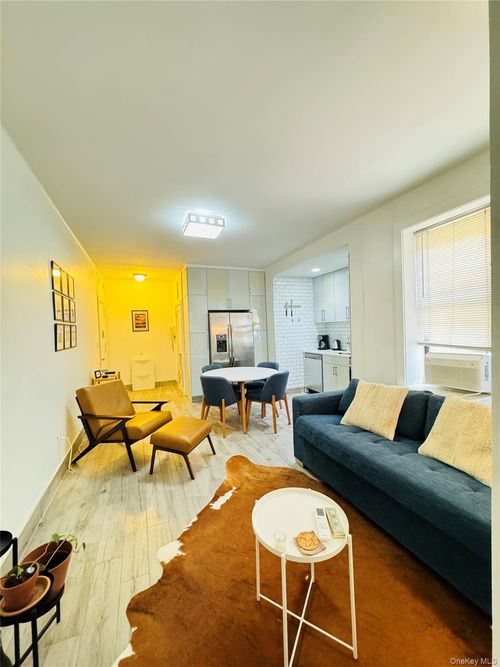 1k-4330 46th St, Sunnyside, NY, 11104-2046 | Card Image