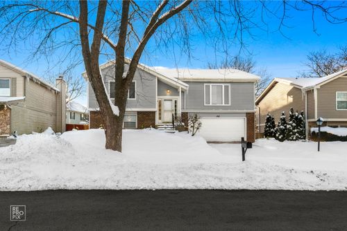 158 Hastings Mill Rd, Streamwood, IL, 60107-1937 | Card Image