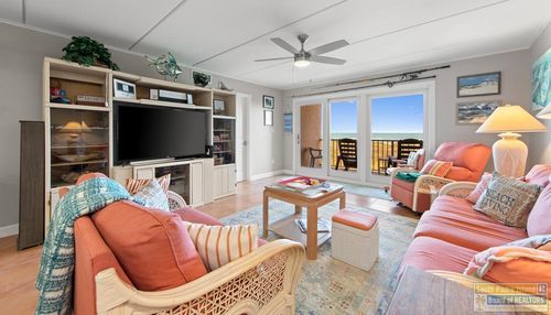 204-3400 Gulf Blvd, South Padre Island, TX, 78597-7062 | Card Image