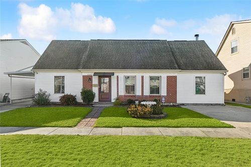 3507 E Louisiana State Dr, Kenner, LA, 70065-2501 | Card Image