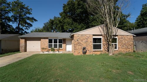 53 Meadowood Dr, Millbrook, AL, 36054-5049 | Card Image