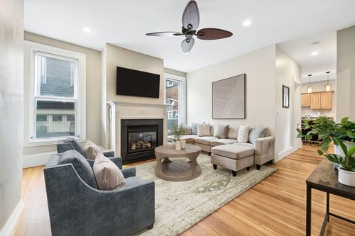 1-271 K St, Boston, MA, 02127-8827 | Card Image