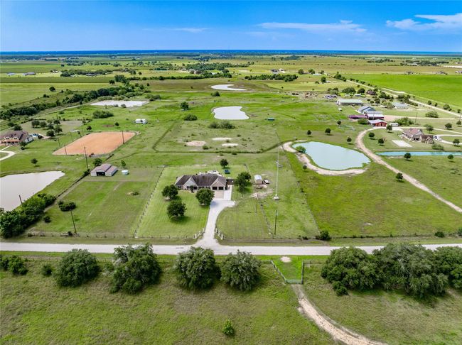 17087 County Road 266, Home with 3 bedrooms, 4 bathrooms and 2 parking in East Bernard TX | Image 25