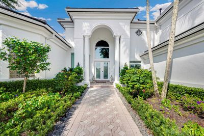 10873 Egret Pointe Lane, House other with 5 bedrooms, 4 bathrooms and null parking in West Palm Beach FL | Image 2