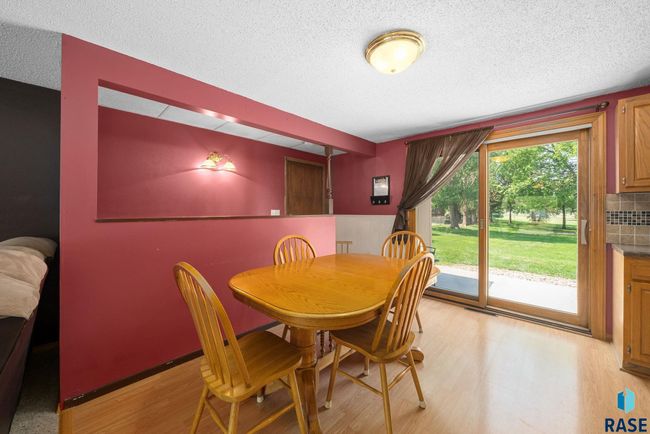 2013 E Sylvan Cir, House other with 4 bedrooms, 2 bathrooms and null parking in Brandon SD | Image 5