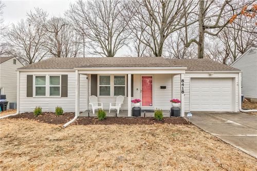 8418 Summit St, Kansas City, MO, 64114-2246 | Card Image