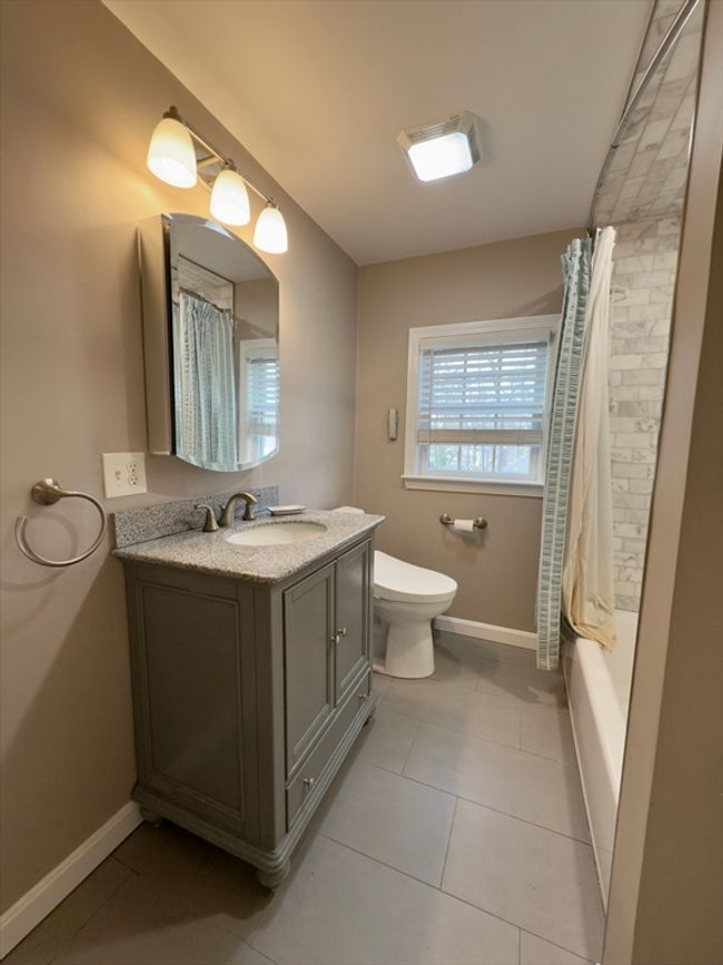 26 Taft Rd, House other with 4 bedrooms, 2 bathrooms and 8 parking in Weymouth MA | Image 17