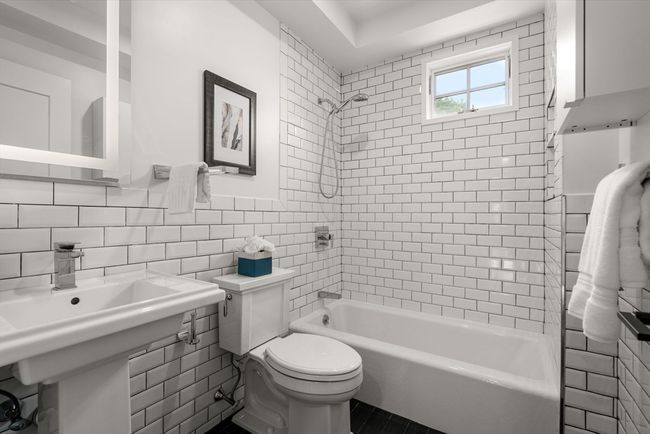 79-79 - 77 Central Ave, Condo with 4 bedrooms, 3 bathrooms and 2 parking in Newton MA | Image 22