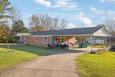 3205 Sylvia Rd, House other with 3 bedrooms, 1 bathrooms and 6 parking in Dickson TN | Image 3