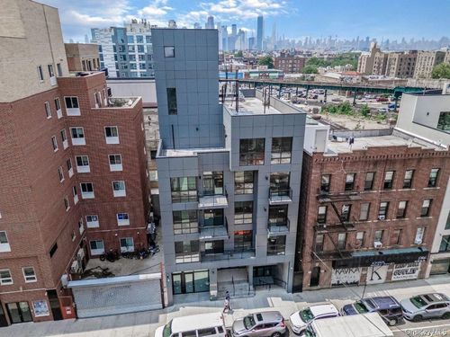 3b-43 52nd St, Woodside, NY, 11377-4542 | Card Image