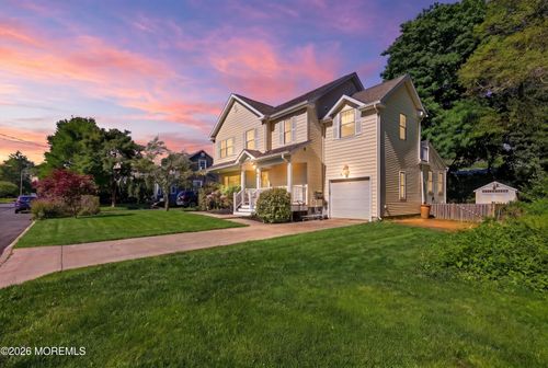59 Salem Ln, Little Silver, NJ, 07739-1038 | Card Image