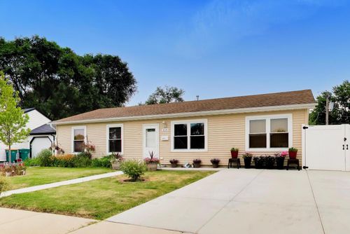 519 Kenyon Avenue, Romeoville, IL, 60446 | Card Image