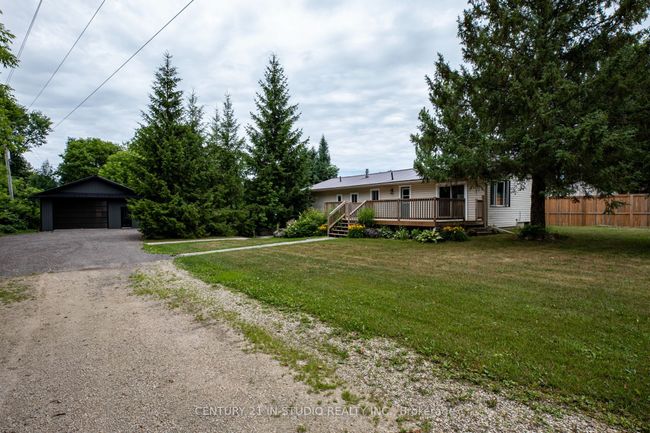 580335 Sideroad 60, House other with 4 bedrooms, 2 bathrooms and 15 parking in Berkeley ON | Image 4