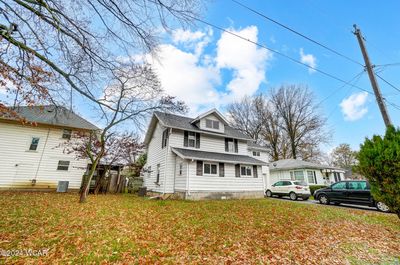 1405 Hazel Avenue, House other with 3 bedrooms, 2 bathrooms and null parking in Lima OH | Image 2