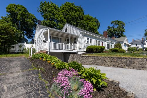420 French St, Bangor, ME, 04401-3961 | Card Image