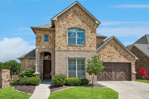 7149 Stone Villa Cir, North Richland Hills, TX, 76182-6173 | Card Image