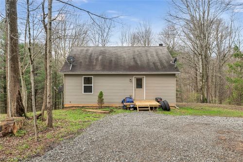 40721 Township Road 467, Woodsfield, OH, 43793 | Card Image