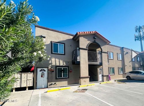 26-540 N Yarbrough Dr, El Paso, TX, 79915-3239 | Card Image