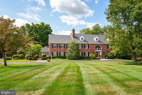 13 E Shore Dr, PRINCETON, NJ, 08540-7411 | Card Image