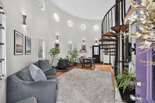 19 Old Bridge Road, Truro, MA, 02666 | Card Image