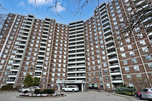 406-5 Shady Golfway, East York, ON, M3C3A5 | Card Image