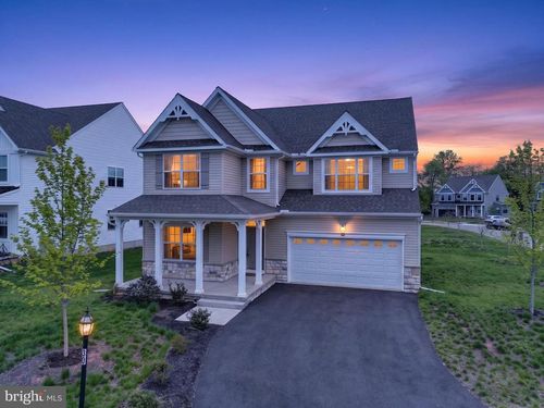 30 Patricia Dr, TRAPPE, PA, 19426-2150 | Card Image